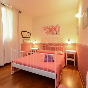 Like Romeo Apartment